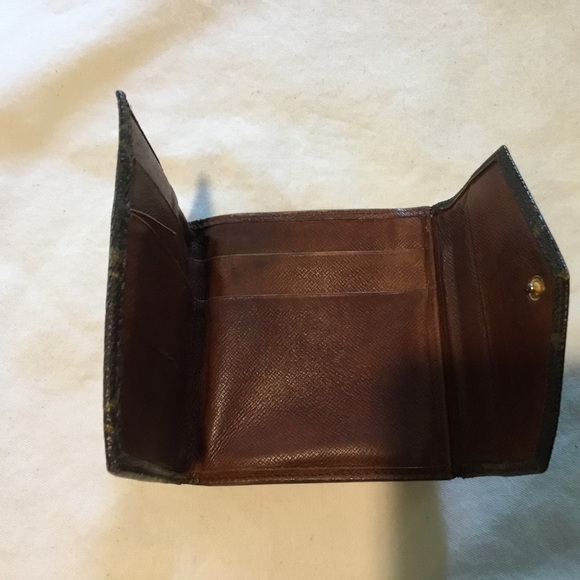 Sold Louis Vuitton Bifold Wallet & coin pocket Brown, made in France, date code - Picture 7 of 16